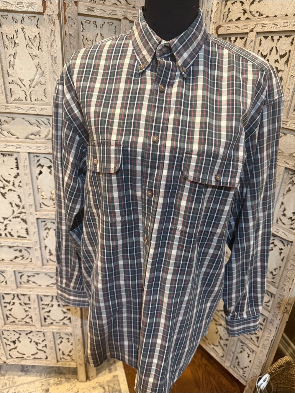 Vintage GAP Men's Plaid Button-Down Shirt 100% cotton